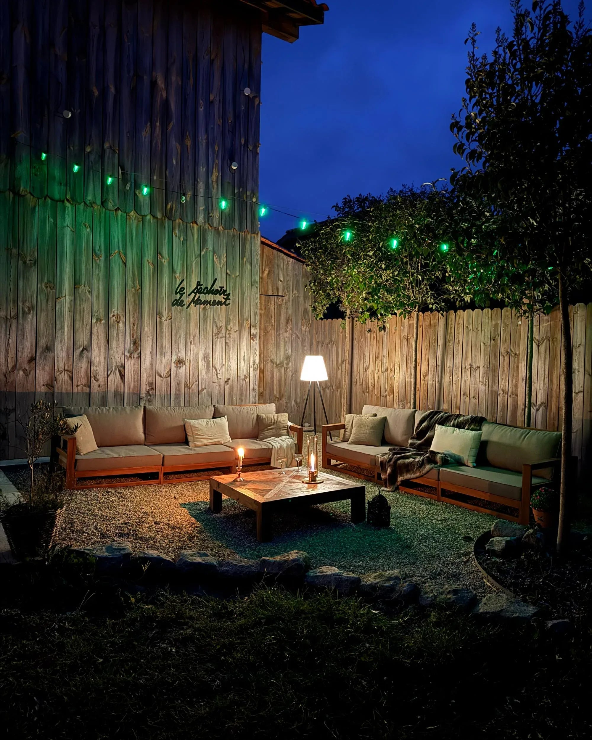 Guirlande lumineuse LED d'extérieur avec application multicolore