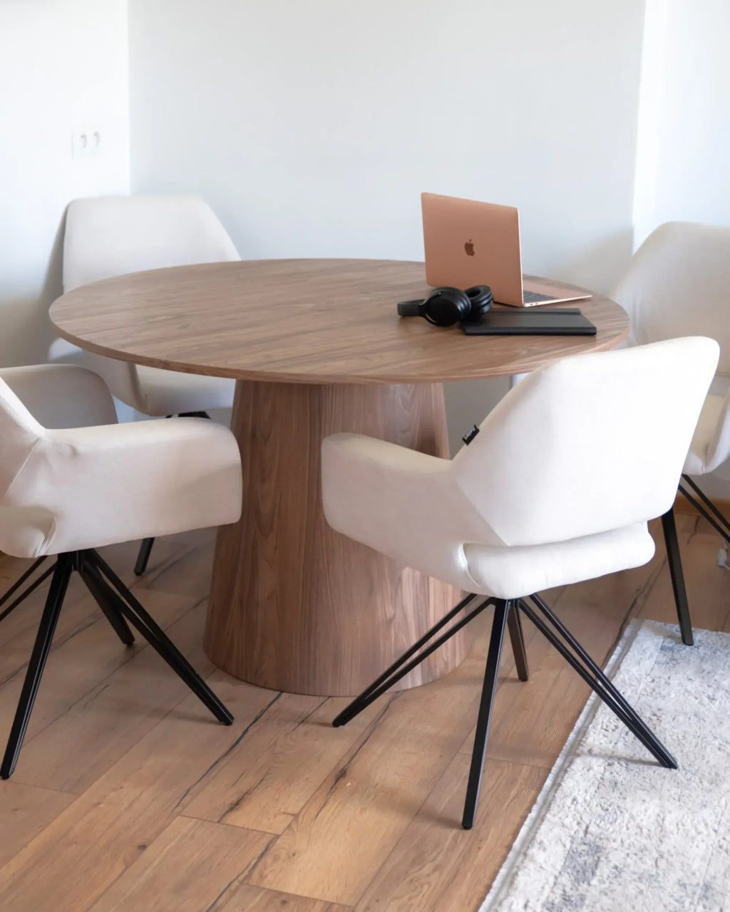 Lot de 2 chaises de salle à manger en tissu écru avec accoudoirs