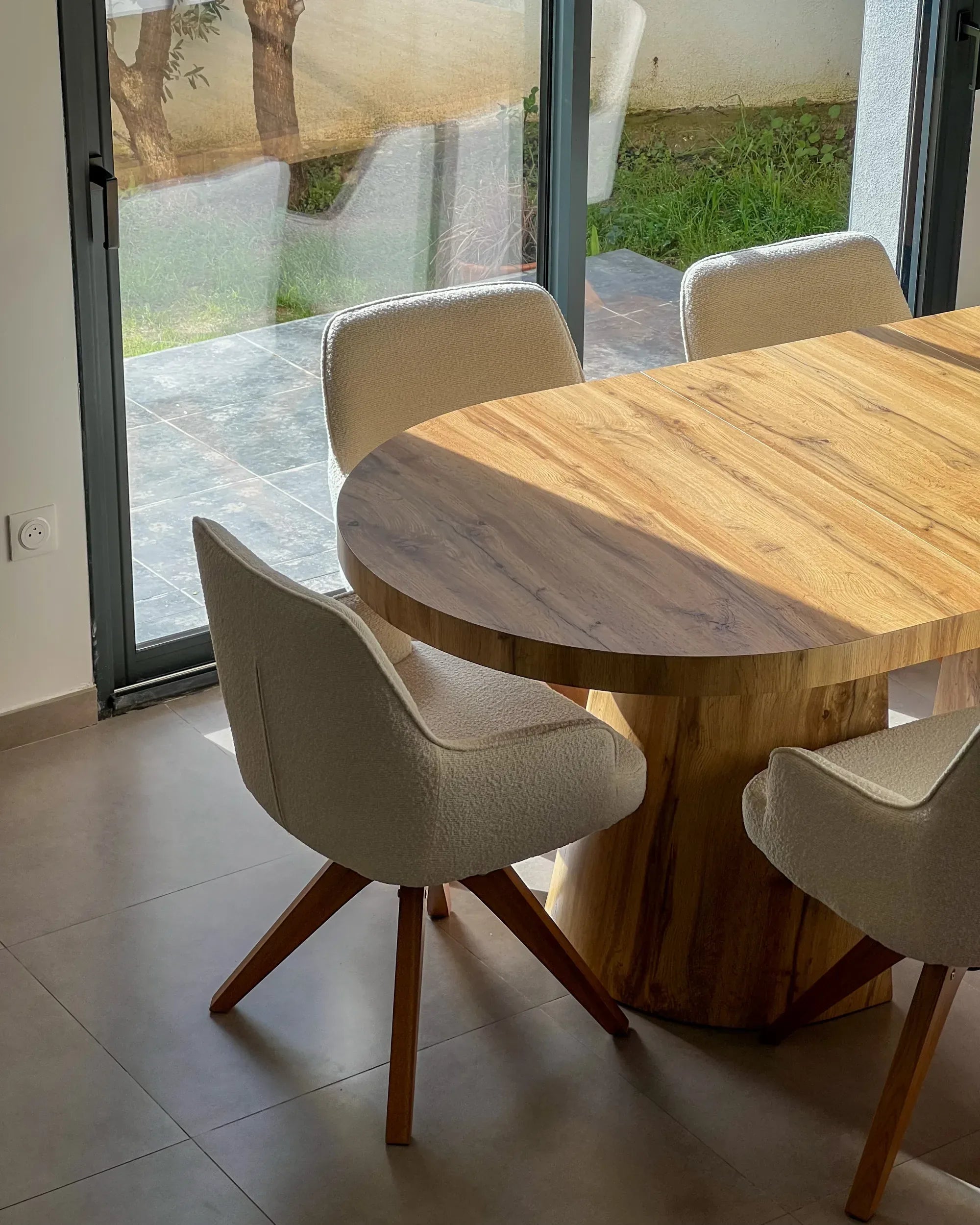 Lot de 2 chaises de salle à manger larges Bouclé blanc cassé